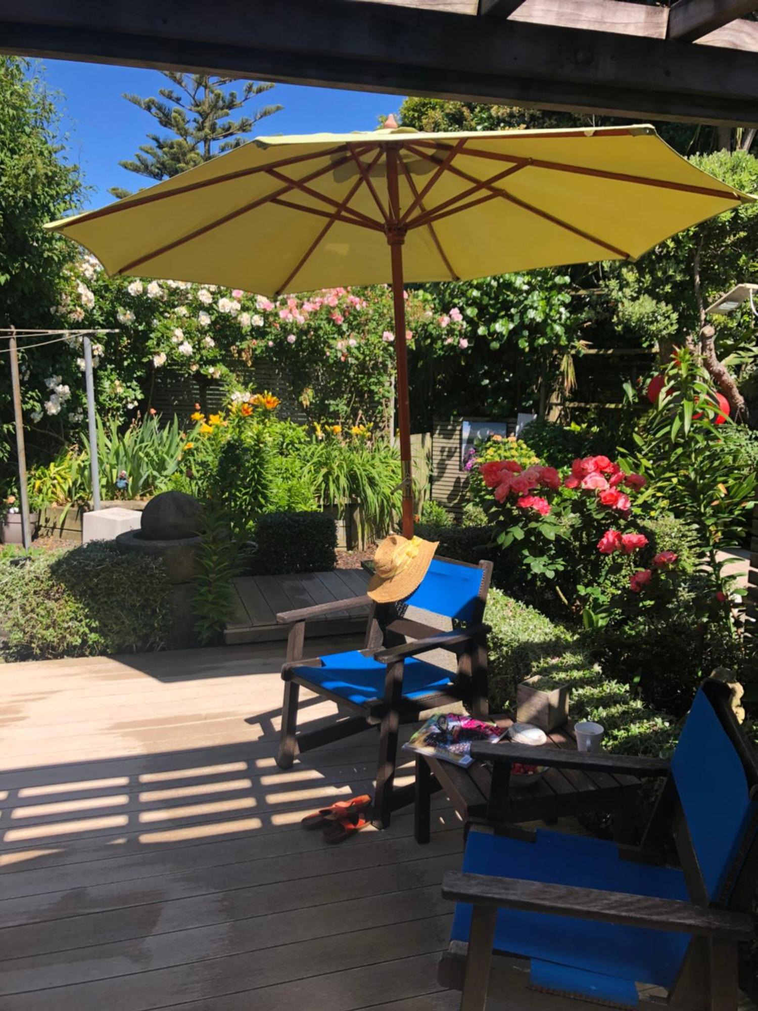 Top Floor Bed And Breakfast Paraparaumu Bagian luar foto